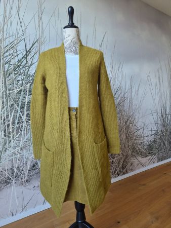 Set Rock und langer Cardigan von Marc O`Polo